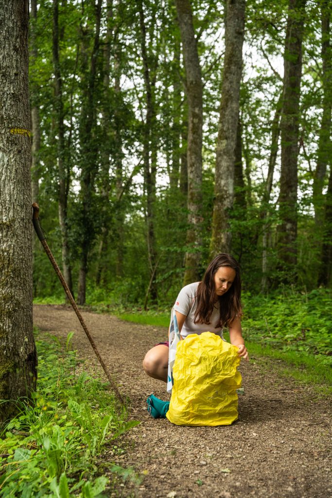 Marcher sous la pluie permettrait d'atténuer le stress, selon une