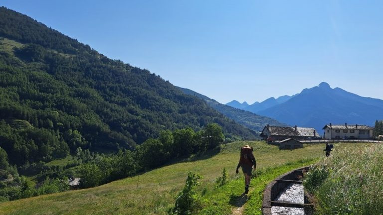 marcher sous la chaleur 