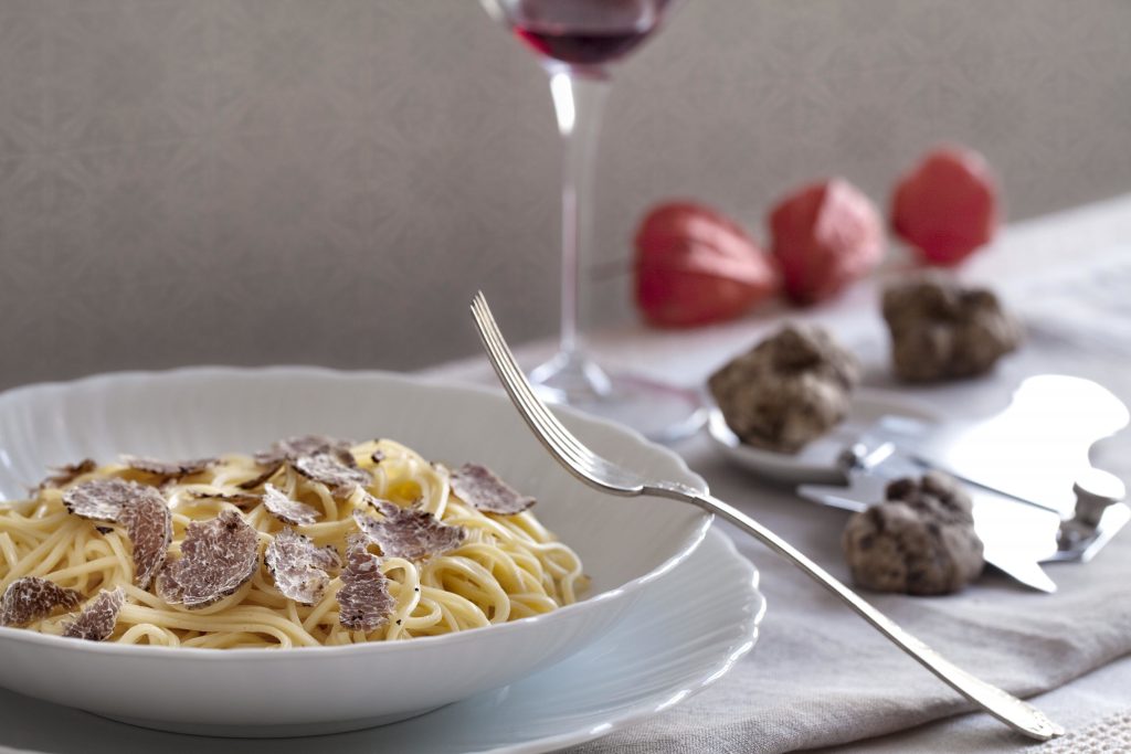 tagliolini_tartufo_bianco-_-ph-Gianluca-Grassano_-Archivio-Alexala